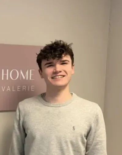Liam, student verzekeringen bij AssuraHome Oostende